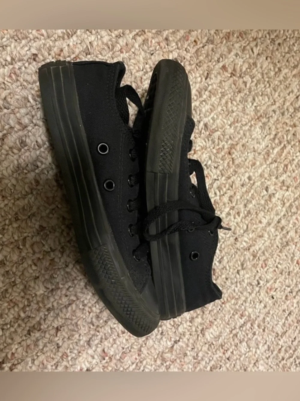 Little Kid Chuck Taylor All Star Classic — Low Tops